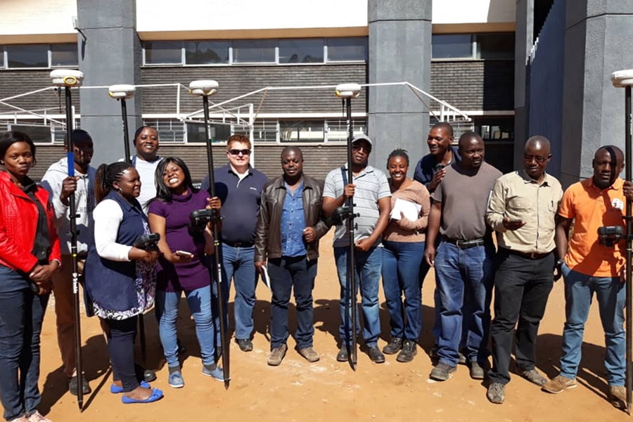 Support to Zimbabwe’s ministry in charge of lands and rural resettlement