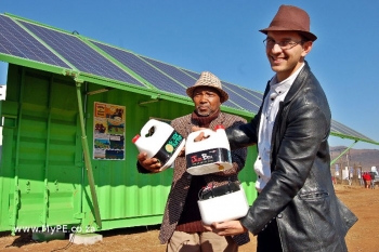 SolarTurtle - D&eacute;veloppement d'entreprise renouvelable &agrave; travers l'Afrique